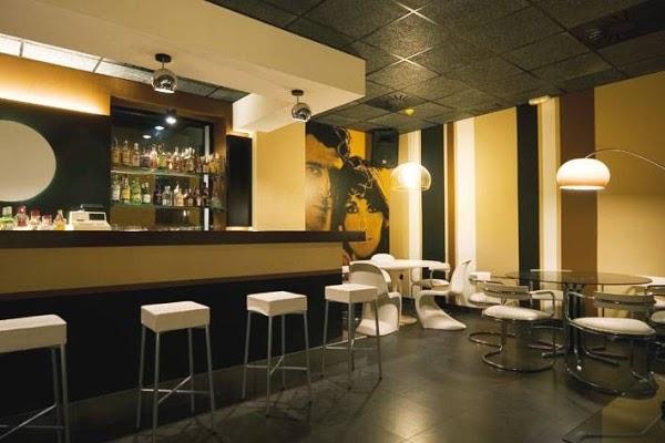 Imagen 3 Deporman Trofeus SL foto