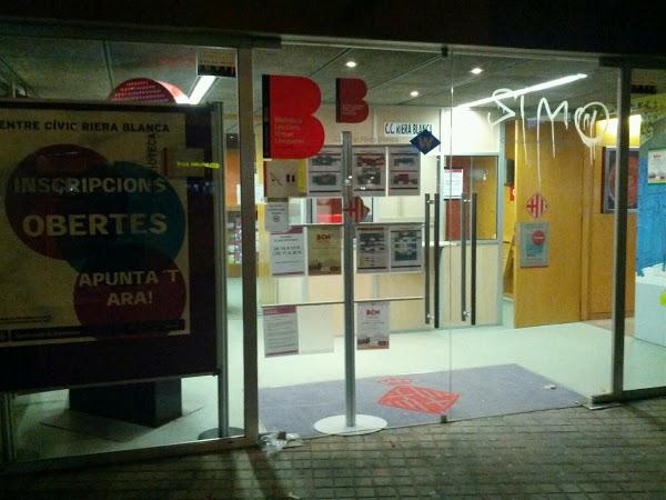 Imagen 25 Biblioteca les Corts- Miquel Llongueras foto