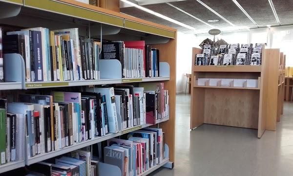 Imagen 26 Biblioteca les Corts- Miquel Llongueras foto