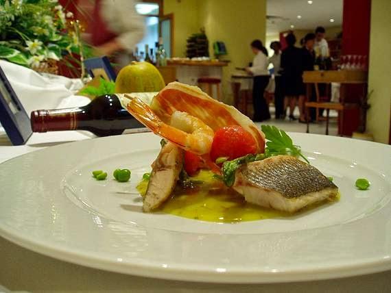 Imagen 110 Restaurante UXOA- Escuela de Hosteleria EIDE foto