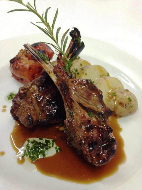 Imagen 73 Restaurant Masia Can Pau Torrents foto