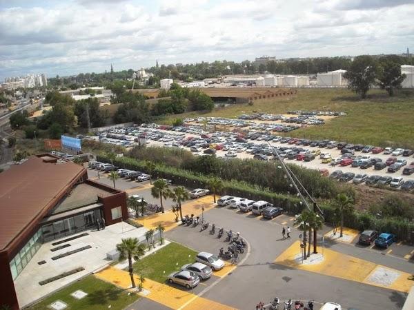 Imagen 10 St Bernard's Roman Catholic Parish Church foto