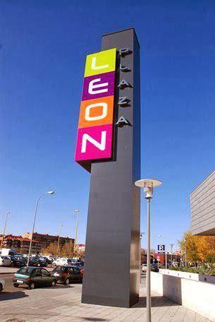 Imagen 2 VETERINARÍA Y ESTETICA CANINA PROFESIONAL SOLER foto