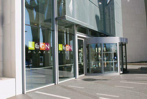 Imagen 11 VETERINARÍA Y ESTETICA CANINA PROFESIONAL SOLER foto