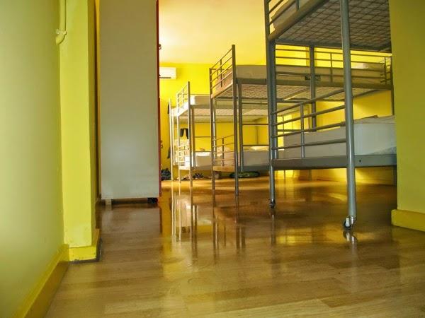 Imagen 18 Feetup Yellow Nest Hostel foto