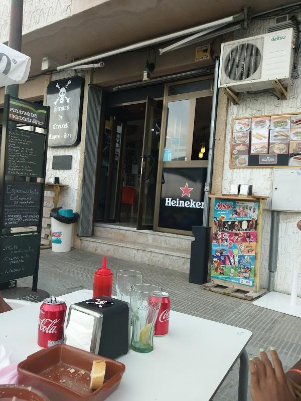 Imagen 79 Piratas de Creixell Tapas Bar foto