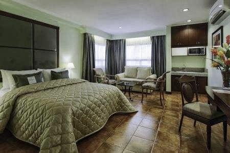 Imagen 2 Royal Bellagio Hotel Makati foto