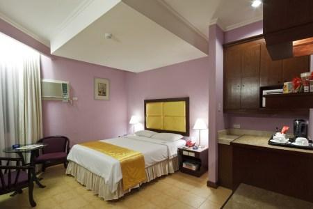 Imagen 3 Royal Bellagio Hotel Makati foto