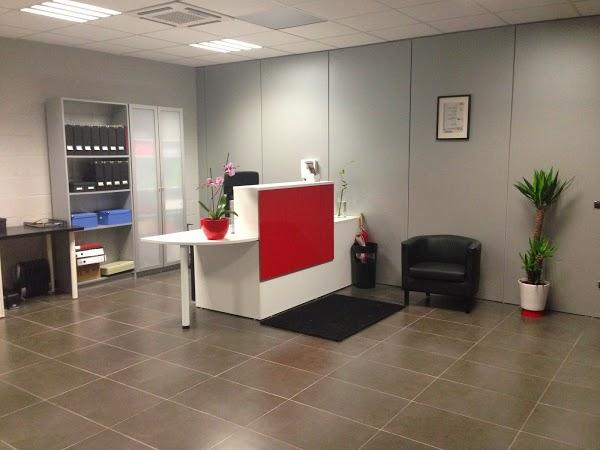 Imagen 30 Royal Bellagio Hotel Makati foto