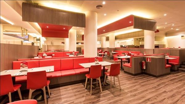 Imagen 56 Escola Pública Banús foto