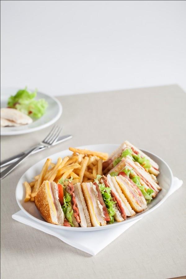 Imagen 64 Escola Pública Banús foto