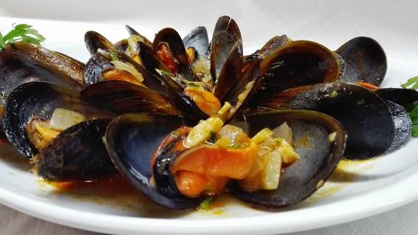 Imagen 104 restaurante meson del pueblo foto