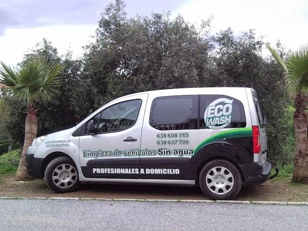 Imagen 11 Fabrica de Carrocerias La Universal foto