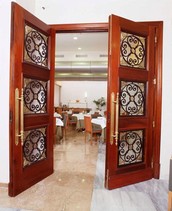 Imagen 4 La Casa Agency Nou Barris foto