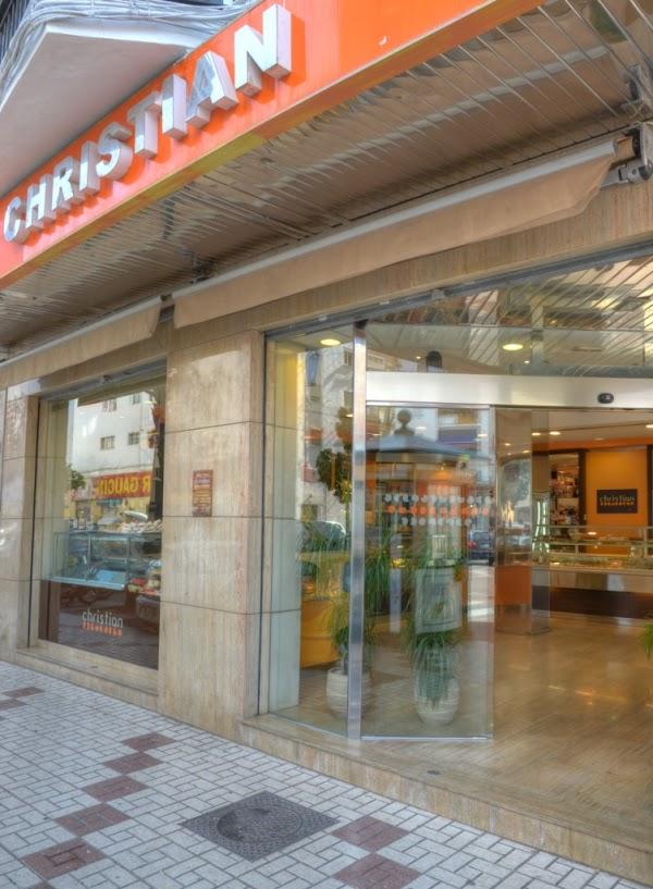 Imagen 11 Cinderella's Closet, Cork foto