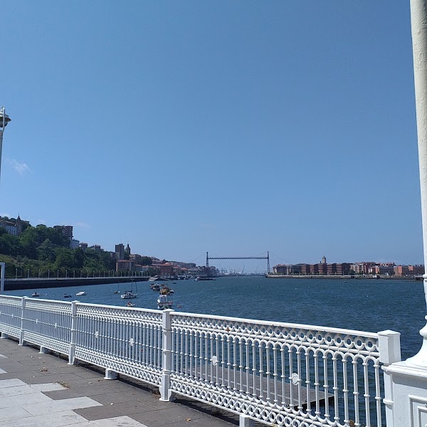 Imagen 227 Polideportivo Municipal la Benedicta foto