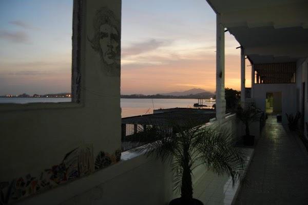 Imagen 1 Dr. Carlos R. Estrada, DO foto