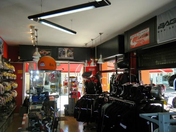 Imagen 35 Raiderstil ( La Boutique dels Motoristes) foto
