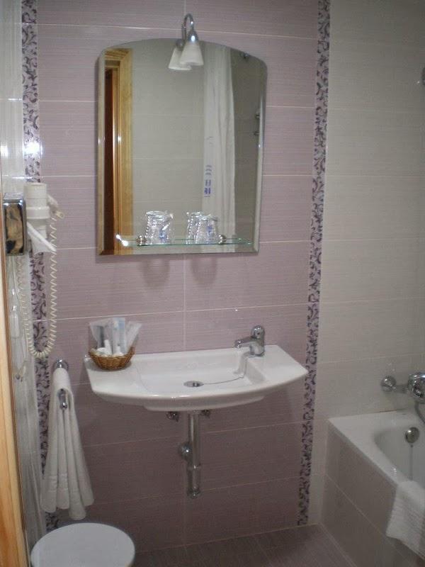 Imagen 12 Happy Hostal Carrales foto