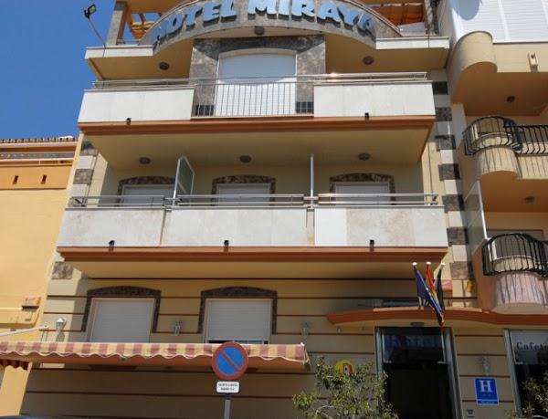 Imagen 20 Happy Hostal Carrales foto