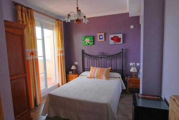 Imagen 46 Happy Hostal Carrales foto