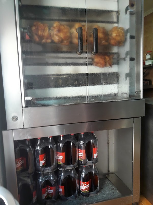 Imagen 110 Asador de Pollos Las Delicias foto