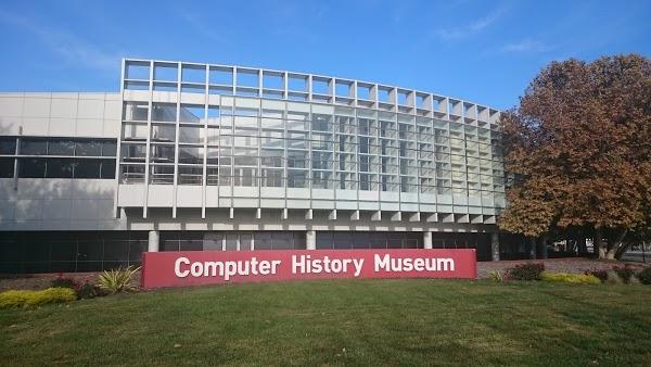 Imagen 41 Centro Cultural Sara Montiel foto