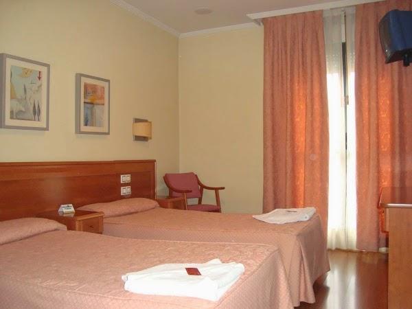 Imagen 13 PINTURAS CORBACHO Venta al mayor y detalle de pinturas al mejor precio BADALONA foto