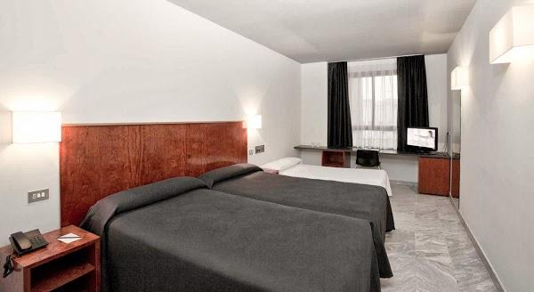 Imagen 12 Hotel Onix Fira foto