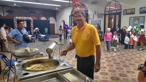 Imagen 31 Círculo Español Mercantil foto