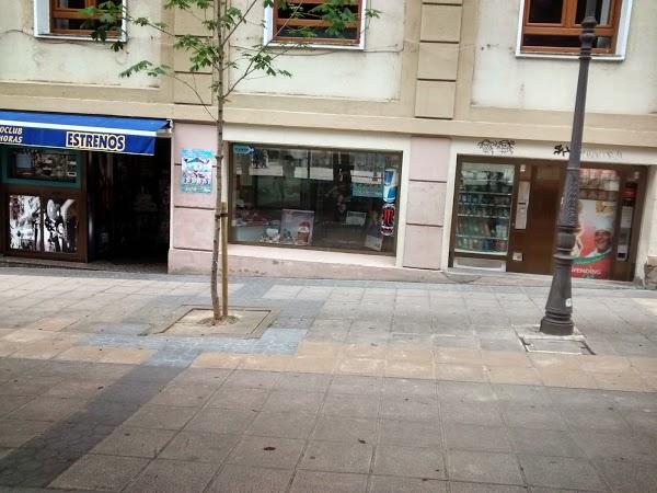 Imagen 28 Yuneida Peluquería foto