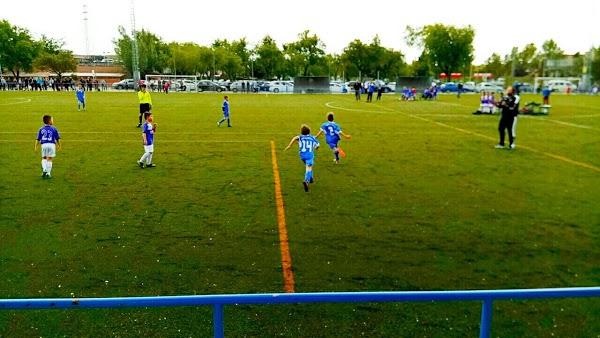 Imagen 129 Polideportivo Giner de los Rios foto