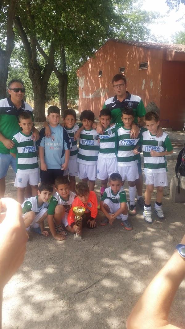 Imagen 84 Polideportivo Giner de los Rios foto
