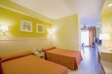 Imagen 8 Hotel Fenix Family foto