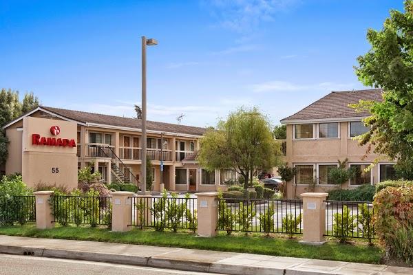 Imagen 3 Escuela Oficial de Idiomas Eoi e.O.I.de Aranda de Duero foto