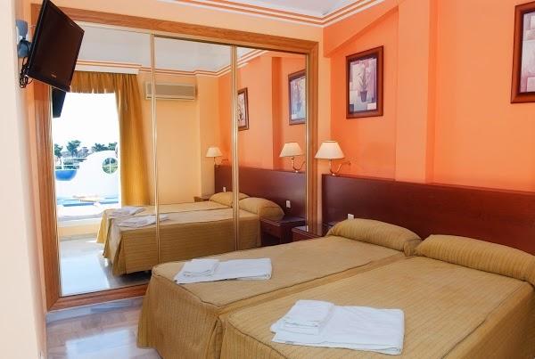 Imagen 5 Hansen Baseball Field foto