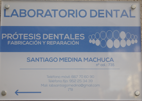 Imagen 150 Laboratorio dental Santiago Medina Machuca foto