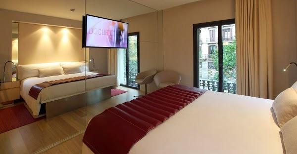 Imagen 8 Ainea Perfums S.L. foto