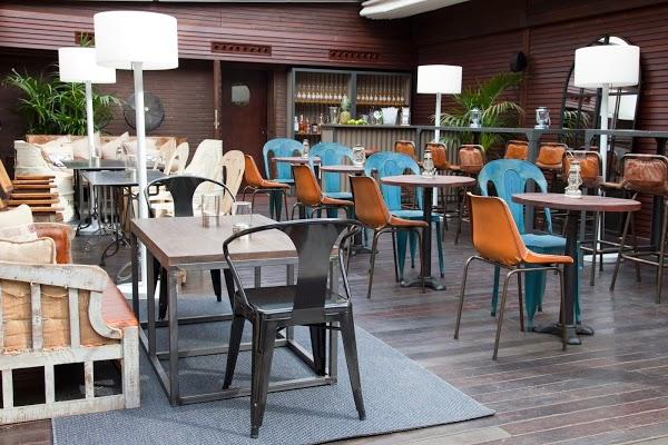 Imagen 12 DEPORTES POLOS tienda futbol foto