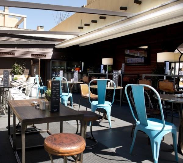 Imagen 16 DEPORTES POLOS tienda futbol foto