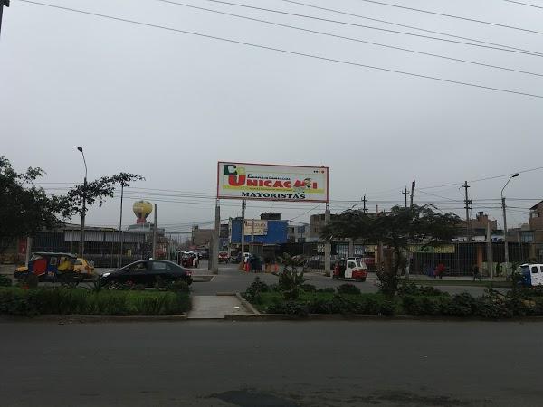 Imagen 13 Complejo Comercial Unicachi foto