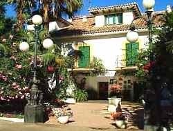 Imagen 2 Artola Gardens Apartments foto