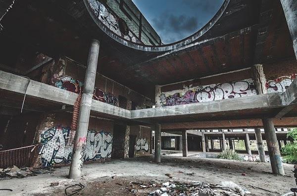 Imagen 101 Hospital Oconlogico abandonado, villaviciosa de odón foto