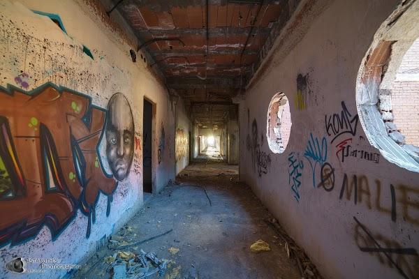 Imagen 79 Hospital Oconlogico abandonado, villaviciosa de odón foto
