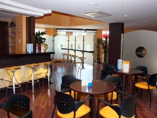 Imagen 3 Estetica Canina Peek foto