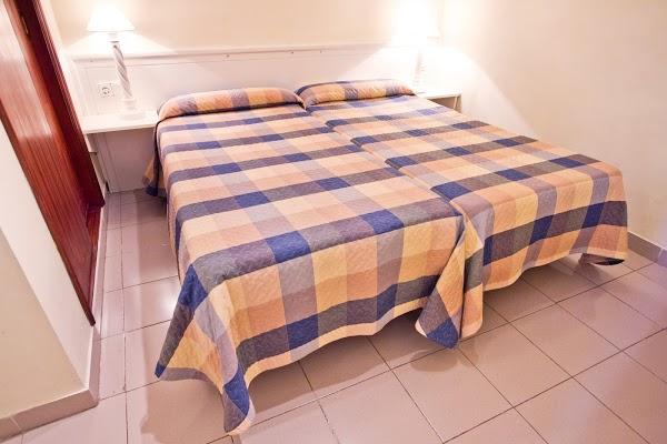 Imagen 9 Los Pincheira foto