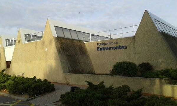 Imagen 38 Polideportivo Municipal De Entremontes foto