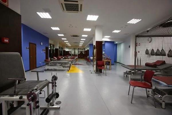 Imagen 20 Crown Mercedes-Benz Dublin foto