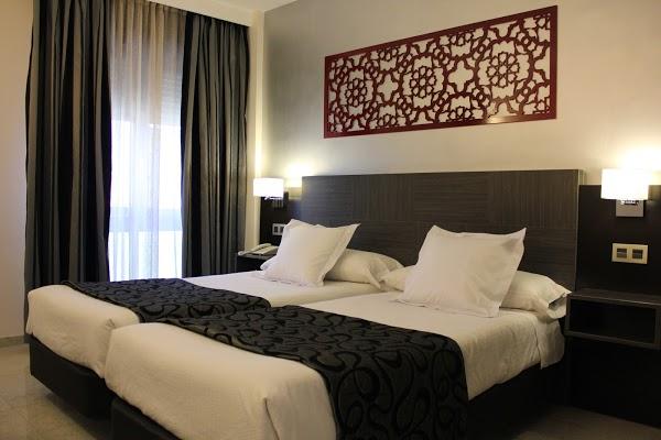 Imagen 78 HOTEL VENECIA SEVILLA foto