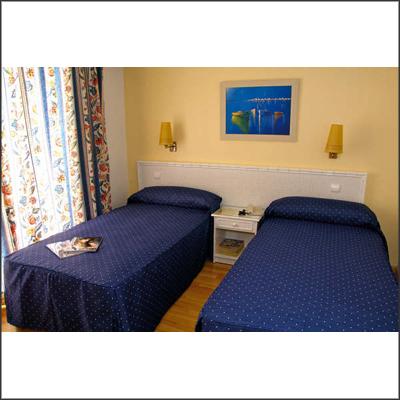 Imagen 82 HOSTAL BAVIERA foto